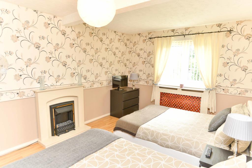 Moir Drive Apartments Aberdeen Bagian luar foto